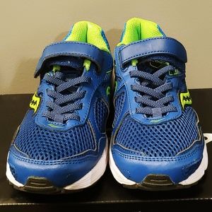 Saucony Boys Sneakers Size 2